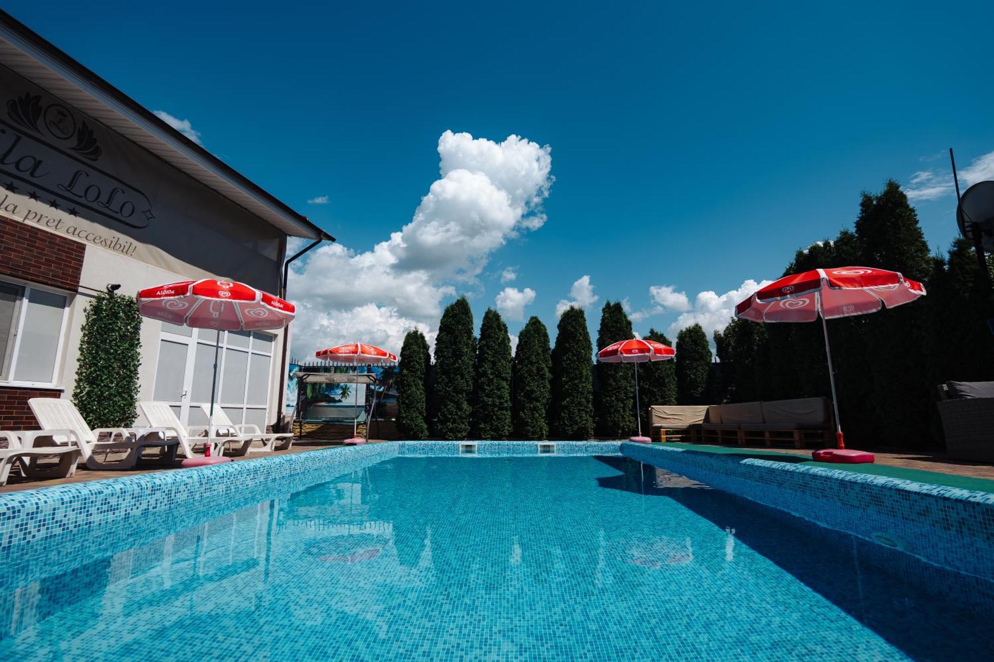 Lolo'S Bliss Hotel Chişinau Exteriör bild