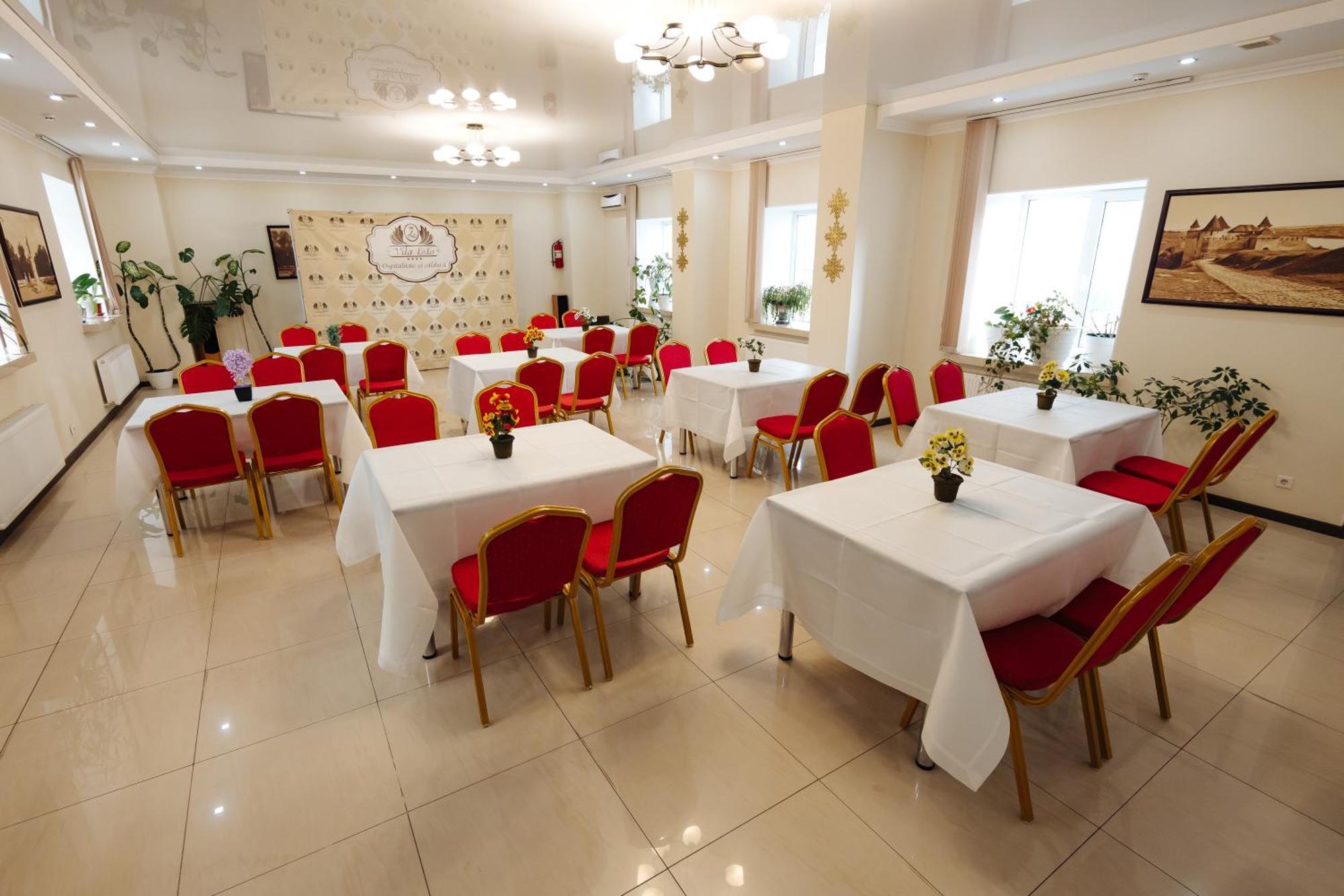 Lolo'S Bliss Hotel Chişinau Exteriör bild