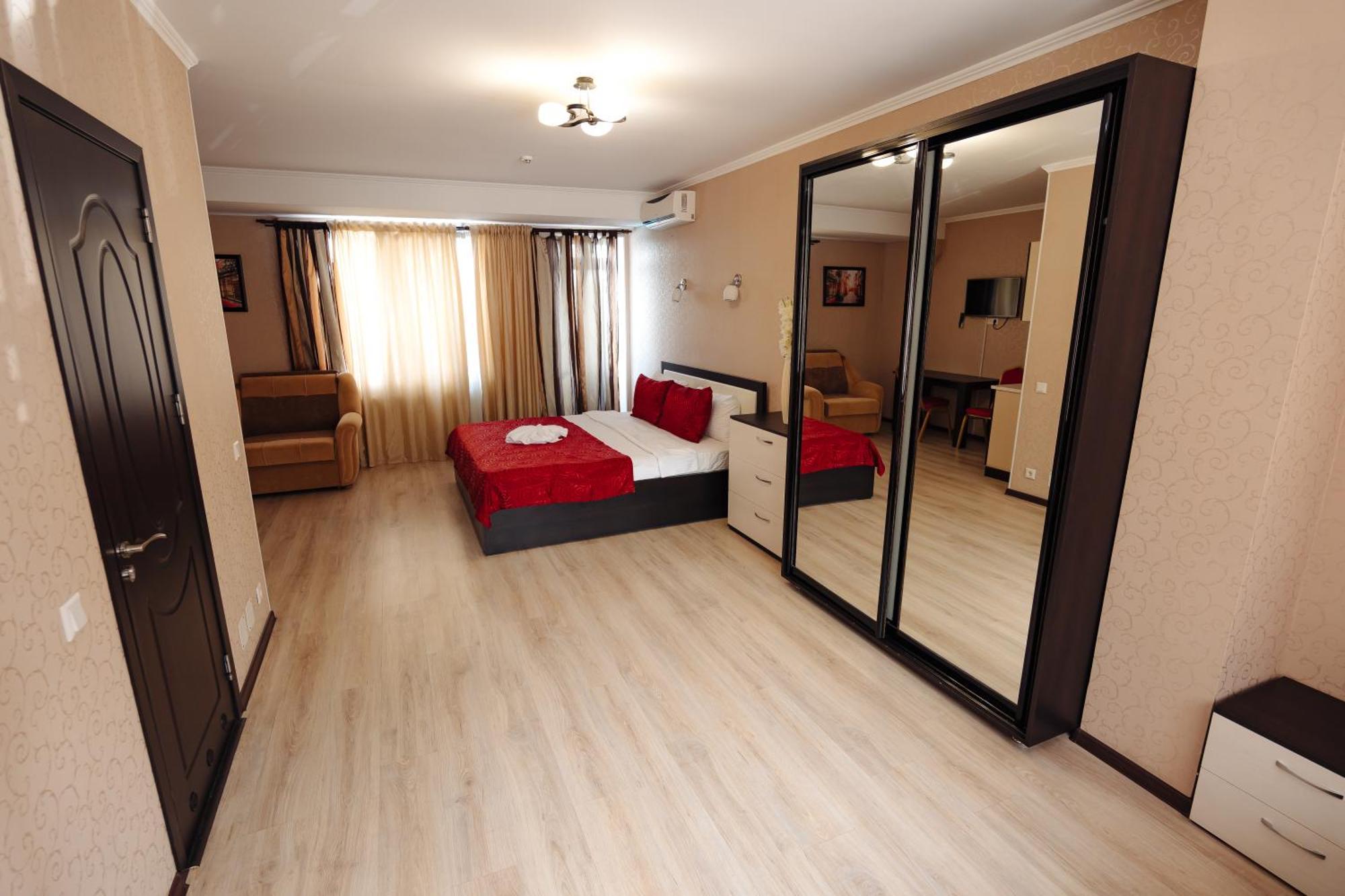 Lolo'S Bliss Hotel Chişinau Exteriör bild
