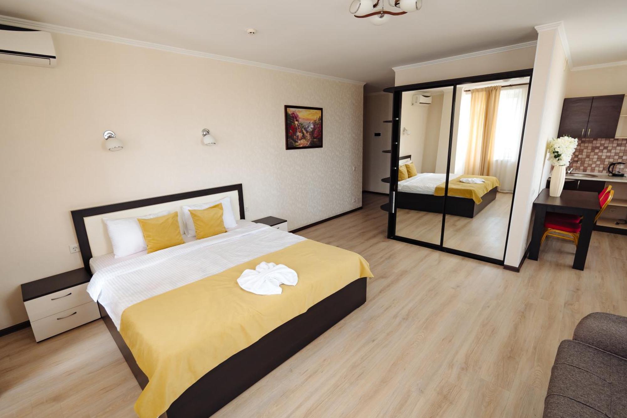 Lolo'S Bliss Hotel Chişinau Exteriör bild