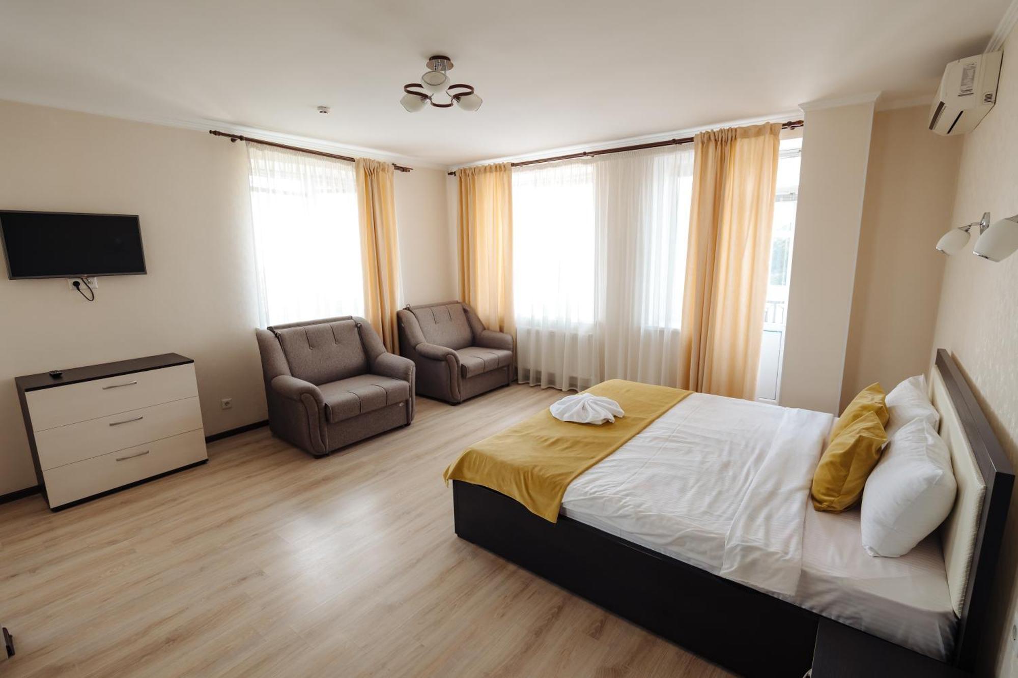 Lolo'S Bliss Hotel Chişinau Exteriör bild